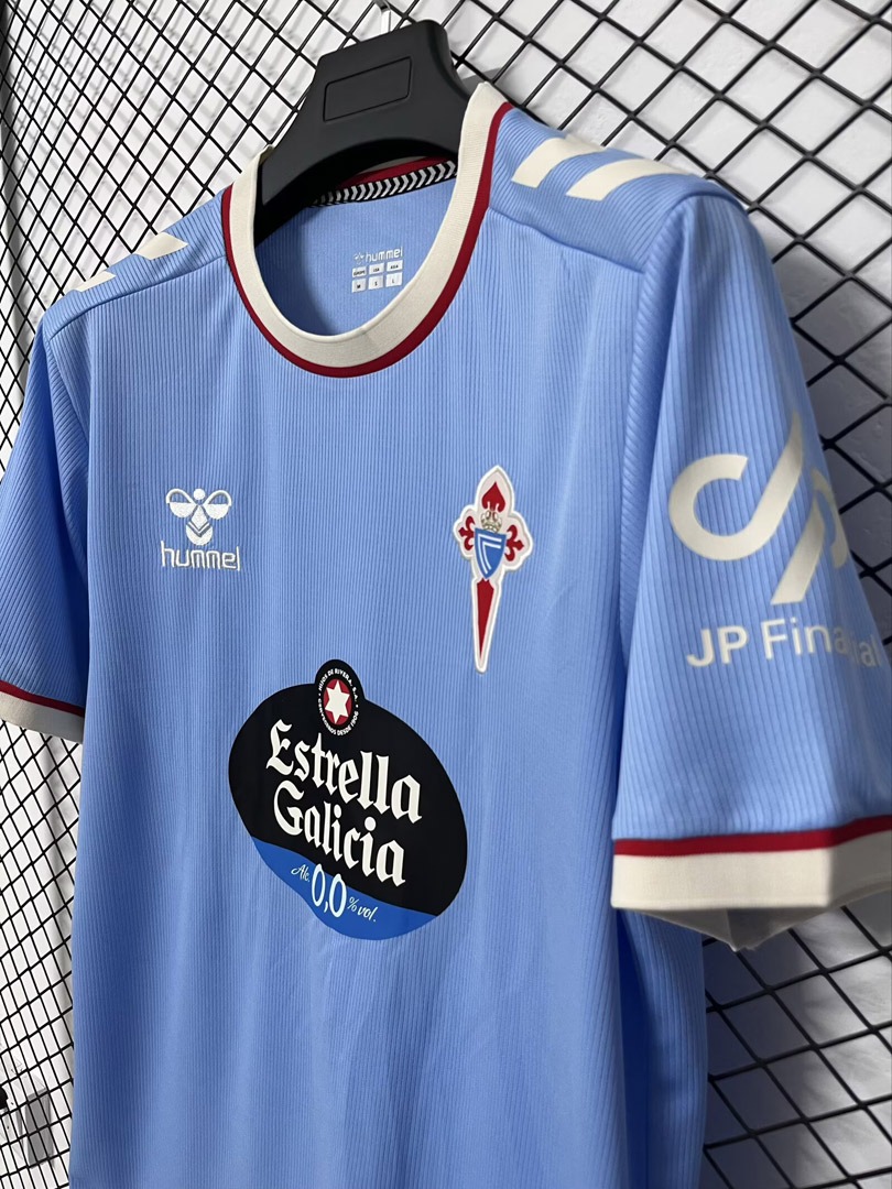 maglia celta vigo 2026 fianco in dettaglio