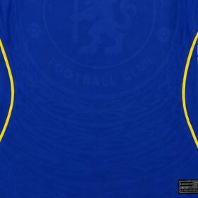 camiseta chelsea mujer pecho con escudo