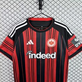 camiseta Frankfurt frente en detalle