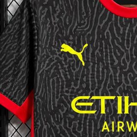 camiseta girona pecho con patrocinador