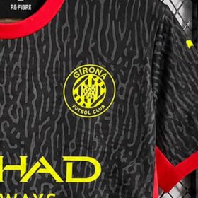 camiseta girona stemma da vicino