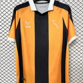 camiseta hull city fianco in dettaglio