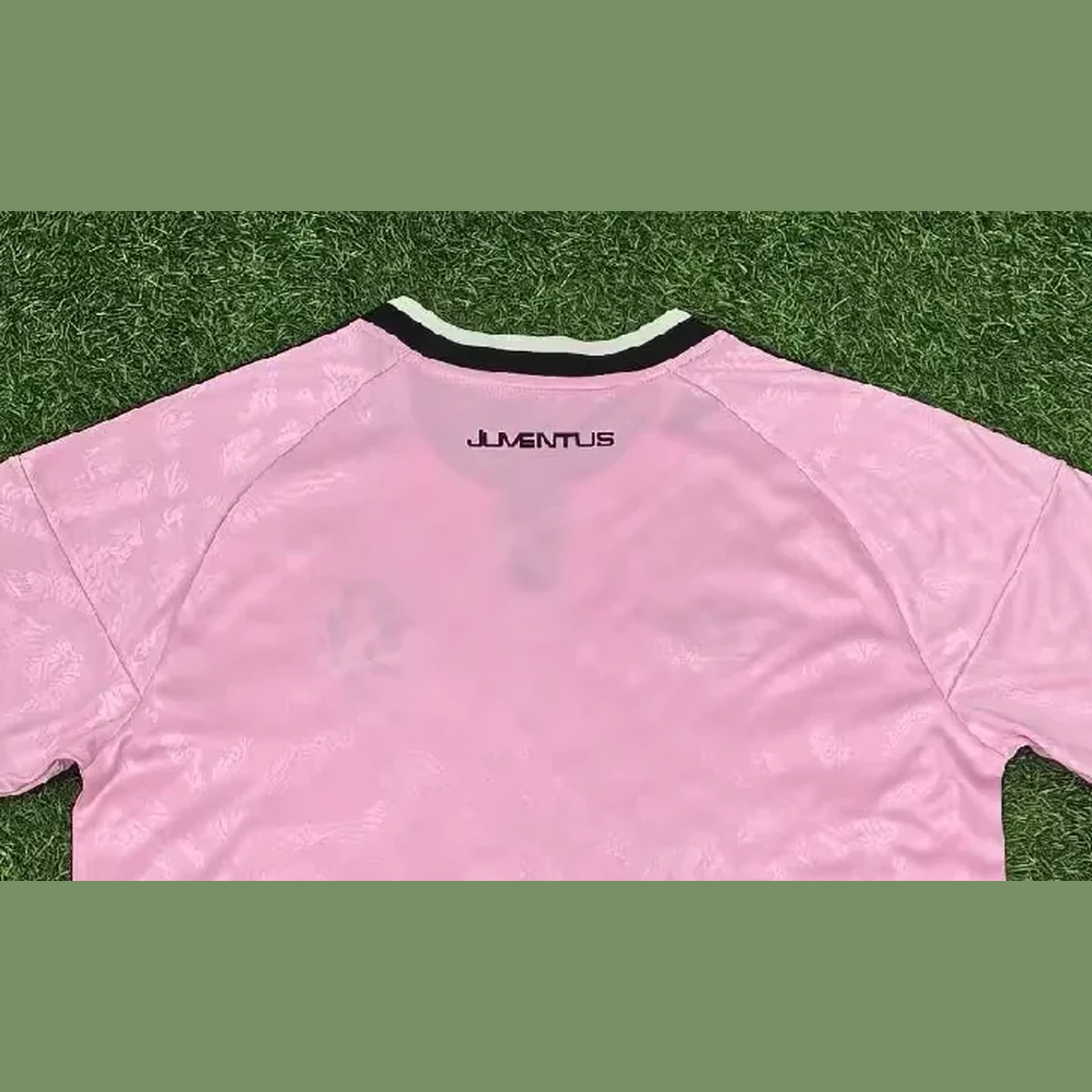 Maglia Juventus Away 2026/27 - dettaglio posteriore