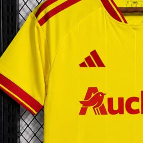camiseta lens pecho con patrocinador