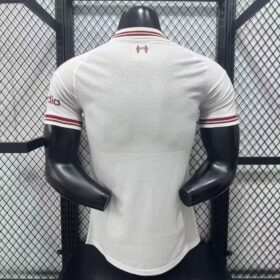 segunda camiseta liverpool retro limpio