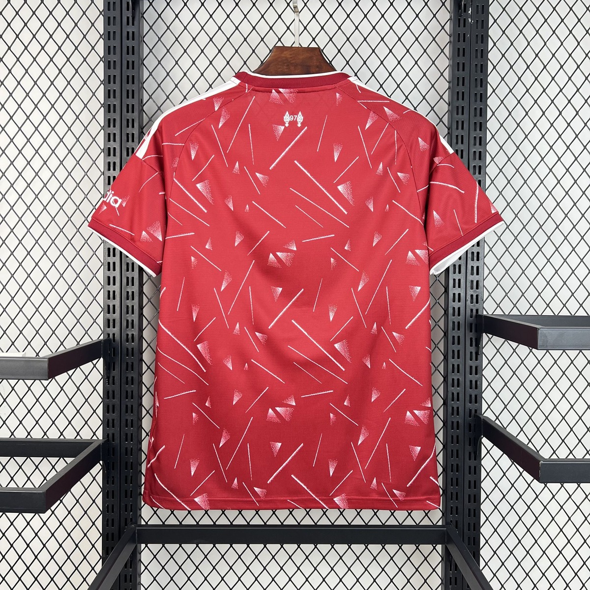 maglia liverpool retro pulito
