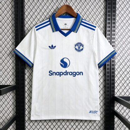 camiseta manchester united 2026 frente blanco 26 27