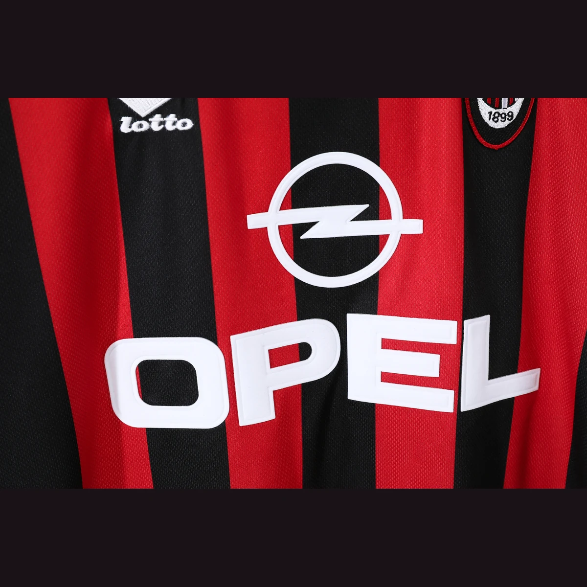 Maglia Milan Opel 96/97 Home Retro - dettaglio dello sponsor ricamato