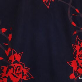 camiseta allenamento manchester united motivo floreale da vicino