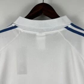 Camiseta Real Madrid 2001/02 – Primera Equipación — Detalle del producto