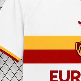 seconda camiseta roma stemma con lupetto