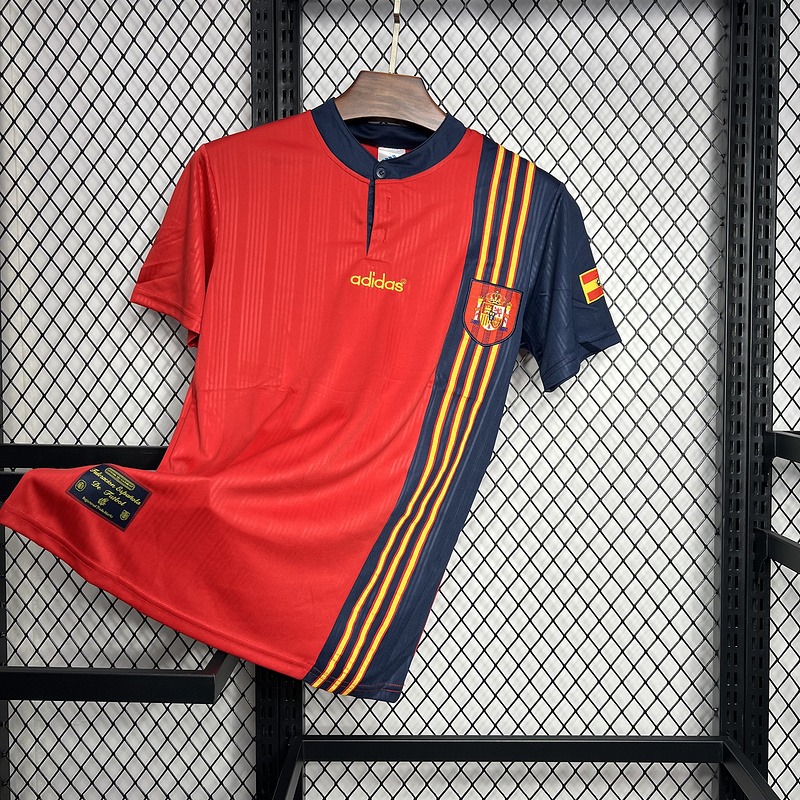 maglia spagna 1996 fronte con colletto blu
