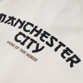 Chandal Manchester City 2026/27 — Detalle de materiales y logo