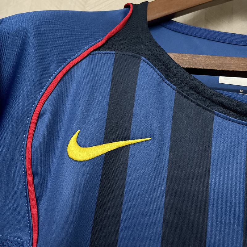 maglia barcellona away 2005 colletto con profilo rosso