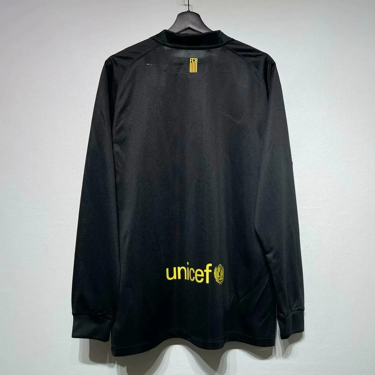 maglia barcellona nera maniche lunghe retro nero con logo giallo