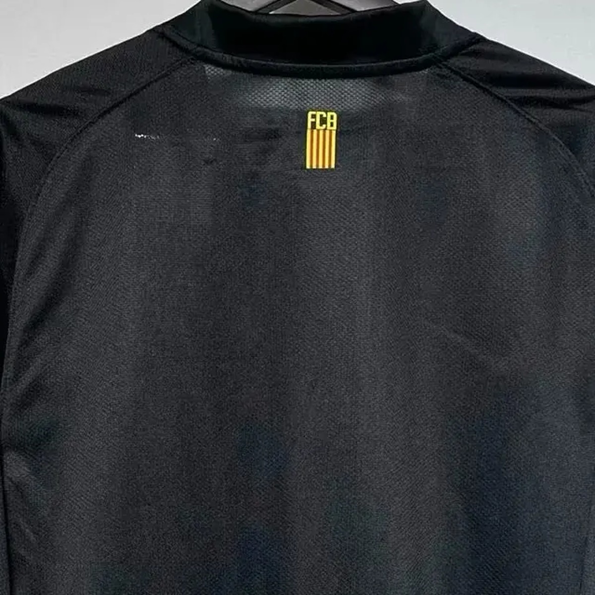 maglia barcellona nera maniche lunghe retro colletto