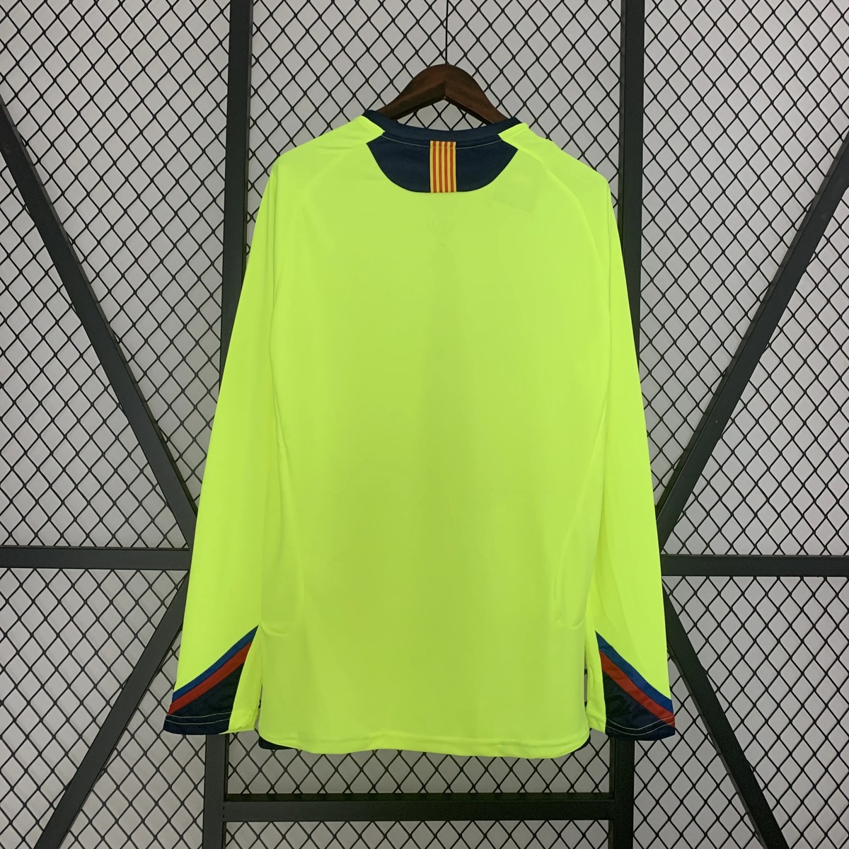 maglia barcellona fluo retro fluo