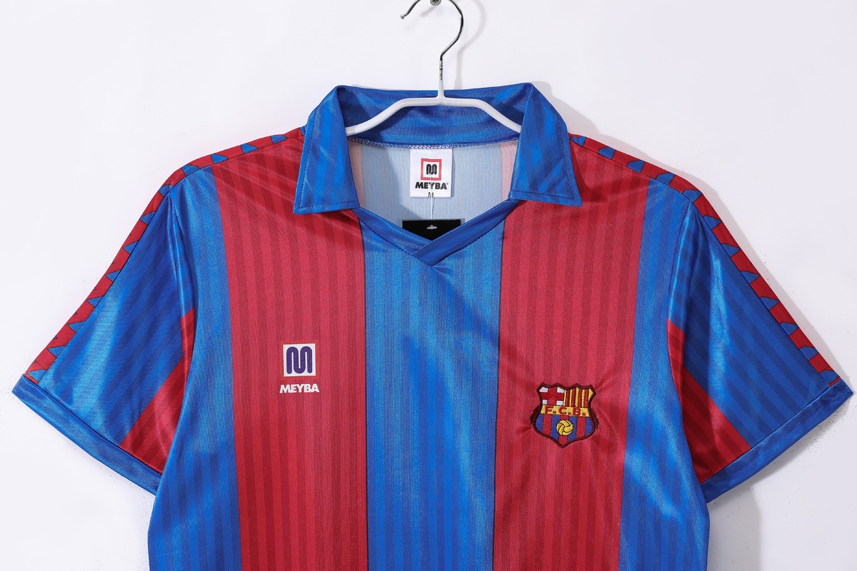 maglia barcellona 1990 colletto polo e petto