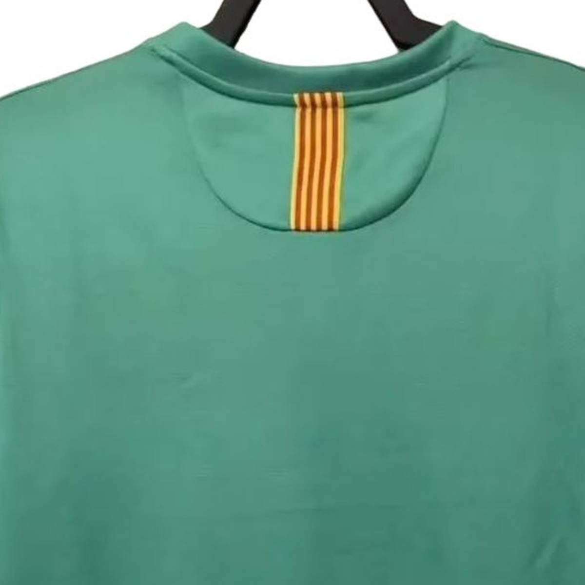 maglia barcellona away 2011 senyera dietro il colletto