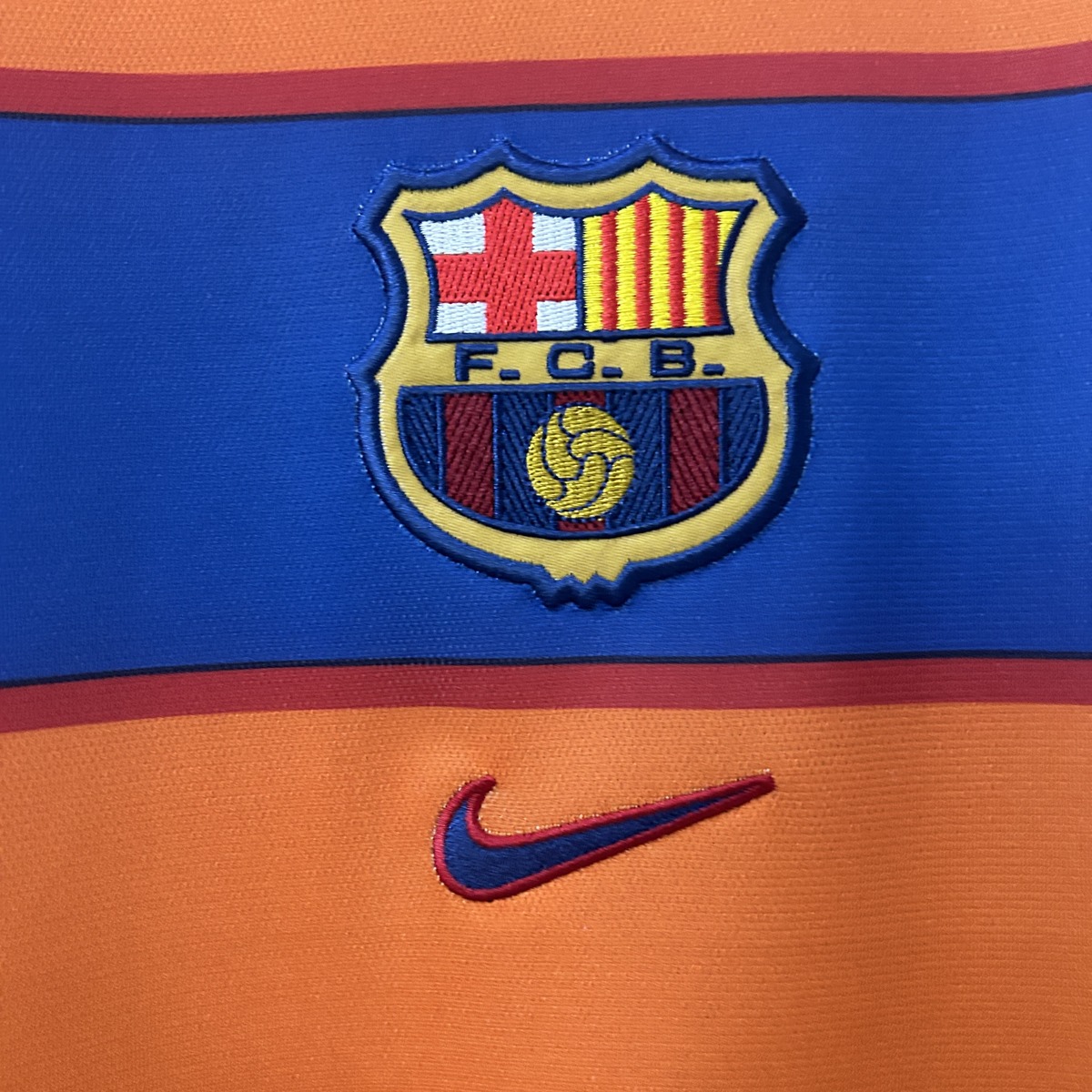 maglia barcellona third 1999 stemma sulla fascia