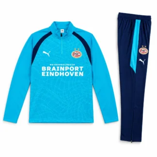 Tuta PSV Eindhoven Training 2026/27 – presentazione virtuale: fronte della maglia e pantalone frontale piegato