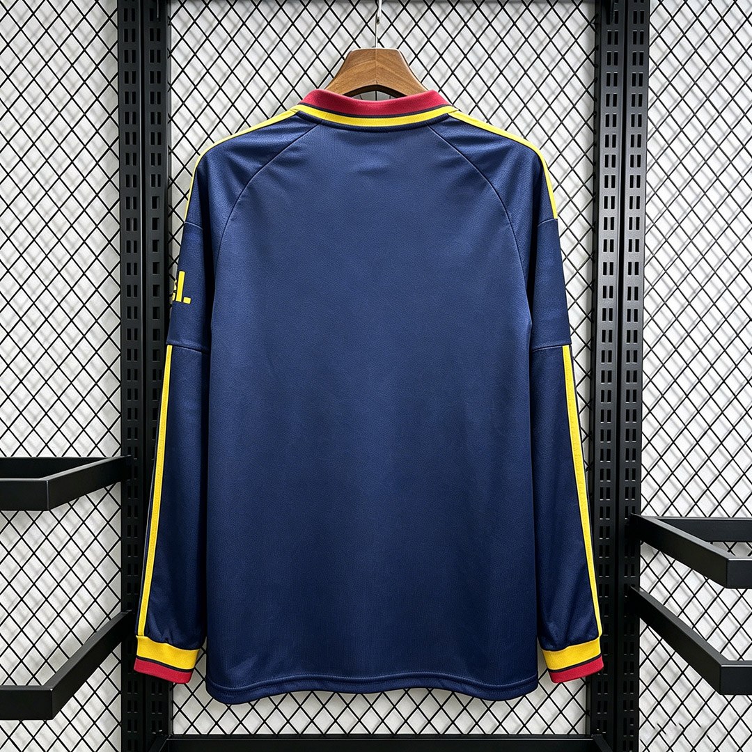seconda maglia Arsenal 2026/27 vista posteriore