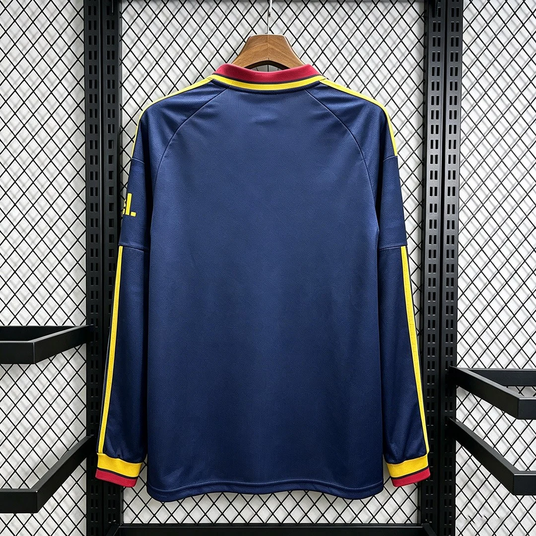 seconda maglia Arsenal 2026/27 vista posteriore
