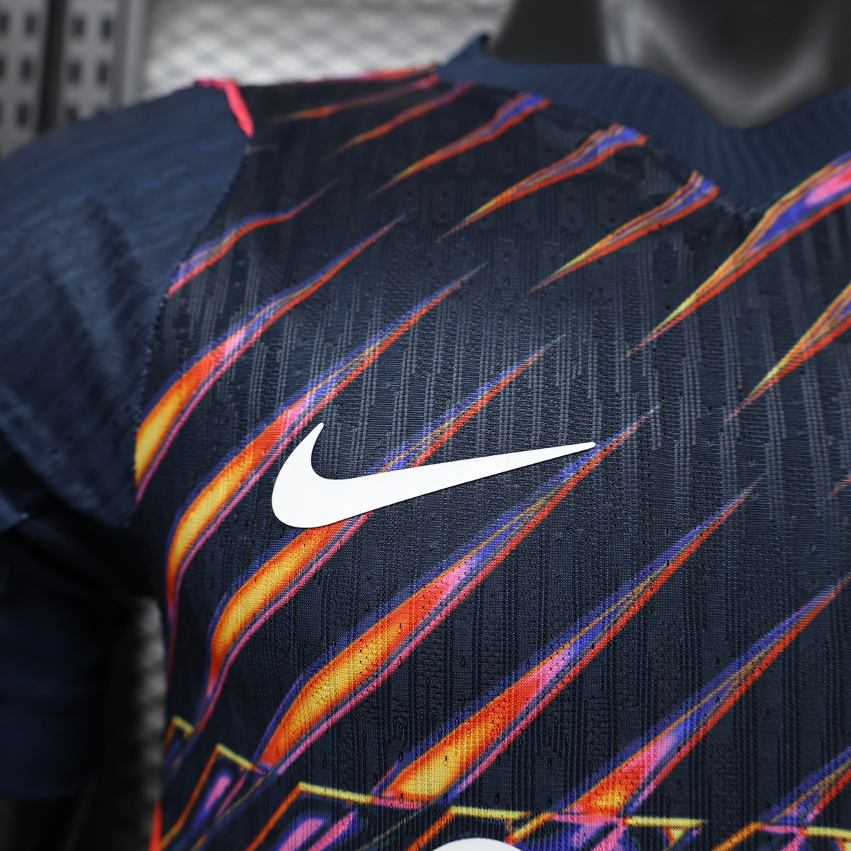 seconda maglia Tottenham Player 2026/27 dettaglio fronte
