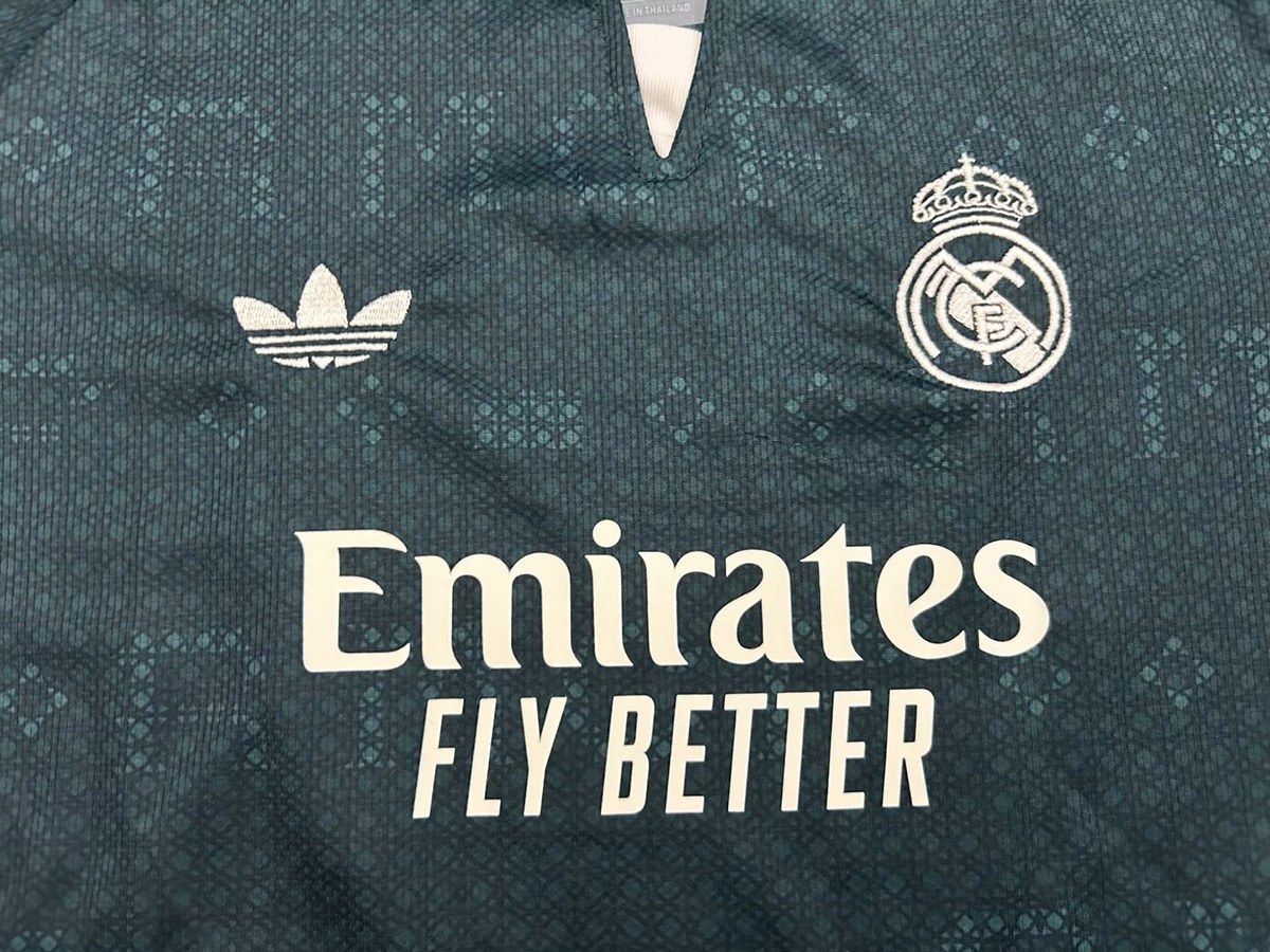 seconda maglia Real Madrid Donna 2026/27 dettaglio fronte