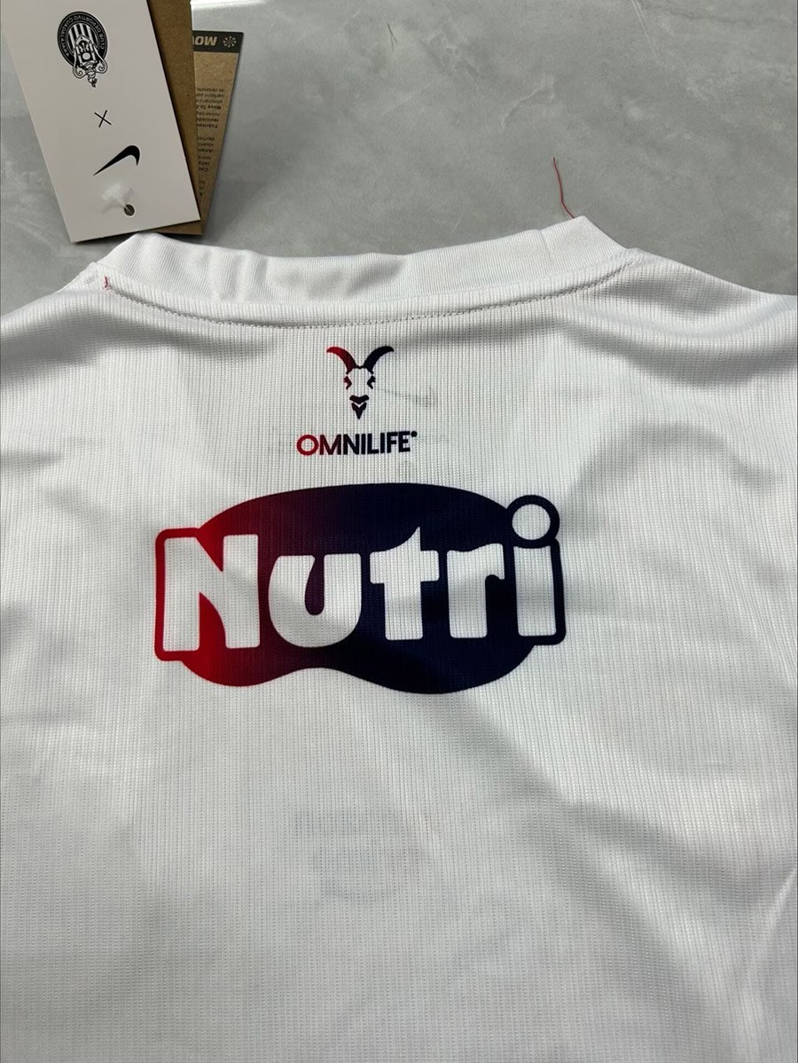 seconda maglia Felmae Chivas S-XXL 2026/27 dettaglio colletto