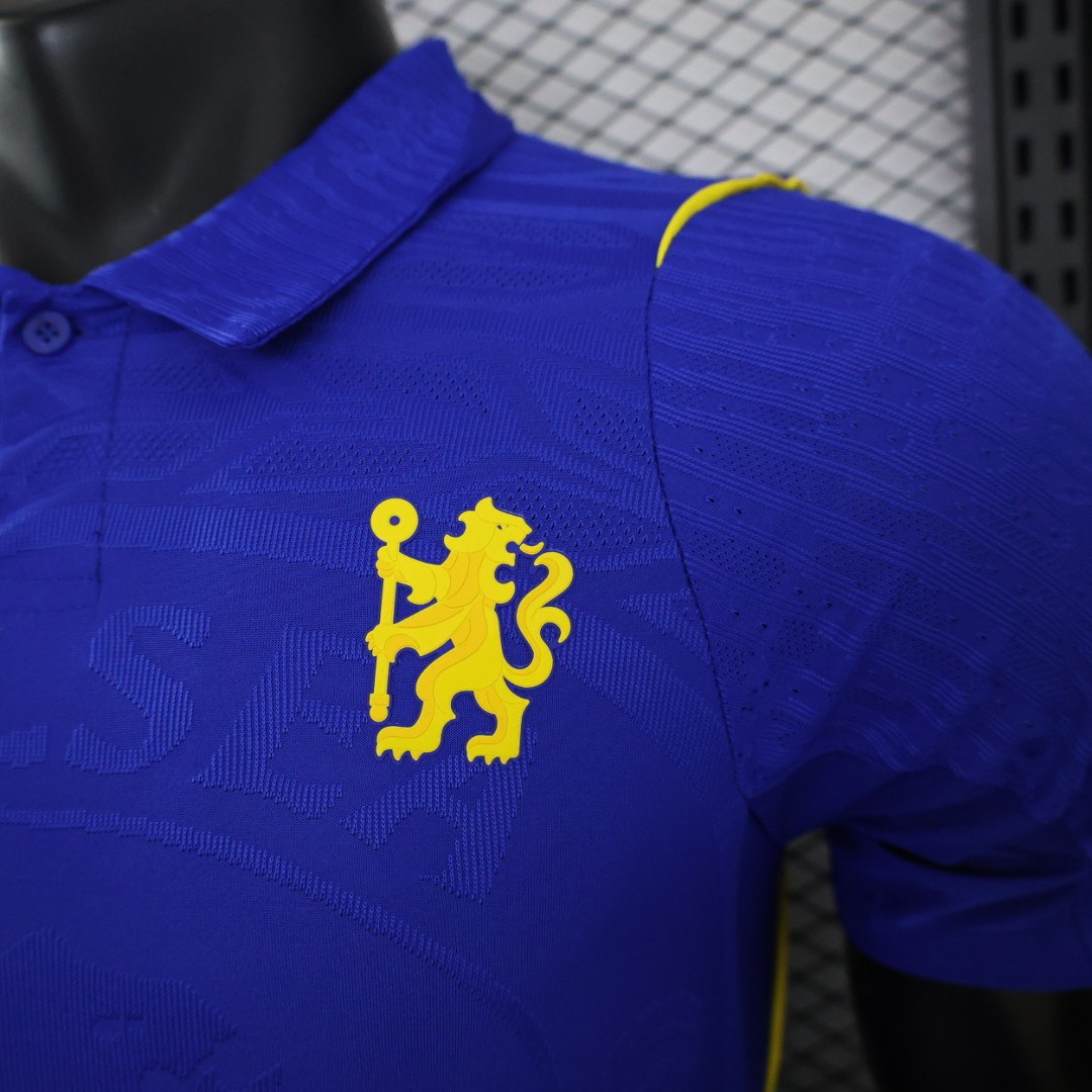 maglia Chelsea Home 2026/27 dettaglio colletto