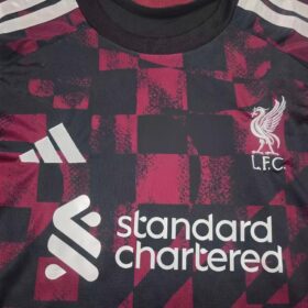 terza camiseta Liverpool 2026/27 - vista 3