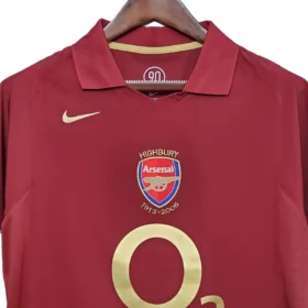 Camiseta Arsenal 2005/06 Highbury – Primera Equipación — Detalle de materiales y logo
