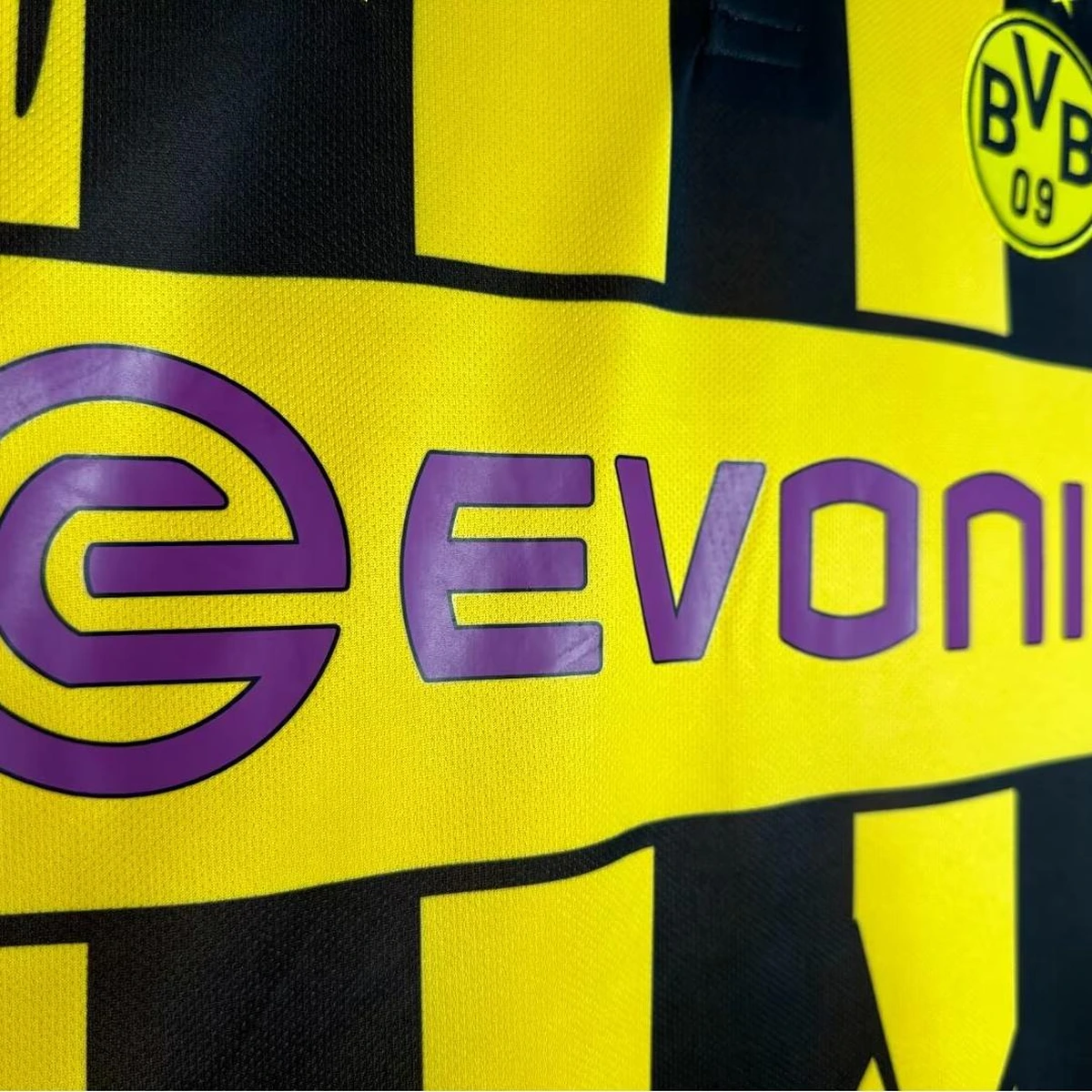 camiseta Borussia Dortmund 2013 detalle