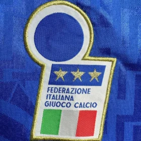 Camiseta Italia 1995 Retro – Primera Equipación — Detalle del producto