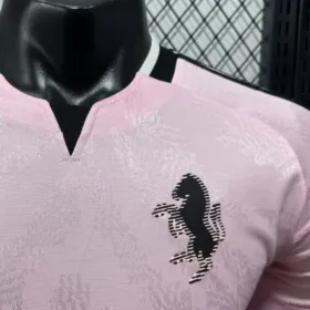 Seconda Maglia Juventus 2026/27 – Manica Lunga Versione Giocatore – dettaglio reale del prodotto 2, foto del fornitore