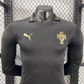 Camiseta Portugal Negra Manga Larga 2026 – Jugador — Detalle del producto