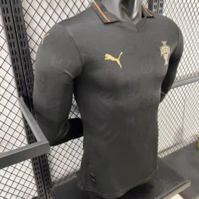 Camiseta Portugal Negra Manga Larga 2026 – Jugador — Detalle del producto