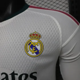 Camiseta Real Madrid Manga Larga 2026/27 – Local — Detalle de materiales y logo