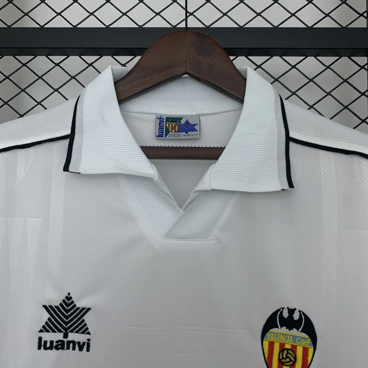 Camiseta Valencia 1996/97 – detalle 2