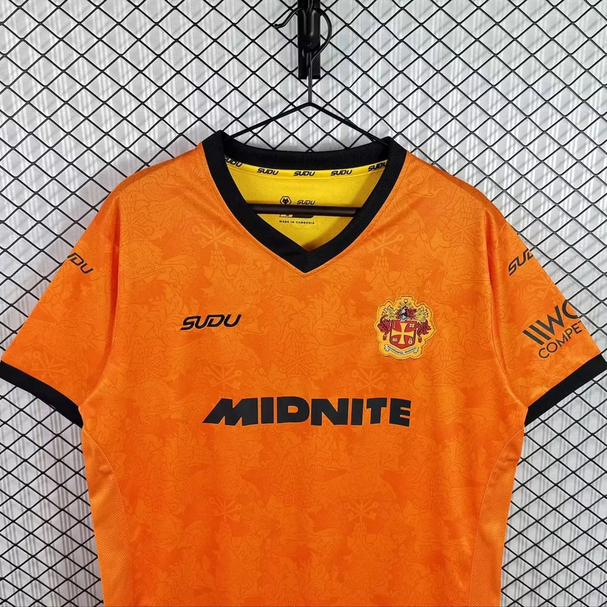 Camiseta Wolverhampton 2026/27 – detalle 1