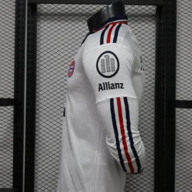 Camiseta Bayern Múnich Manga Larga 2026/27 Visitante — Detalle de acabados
