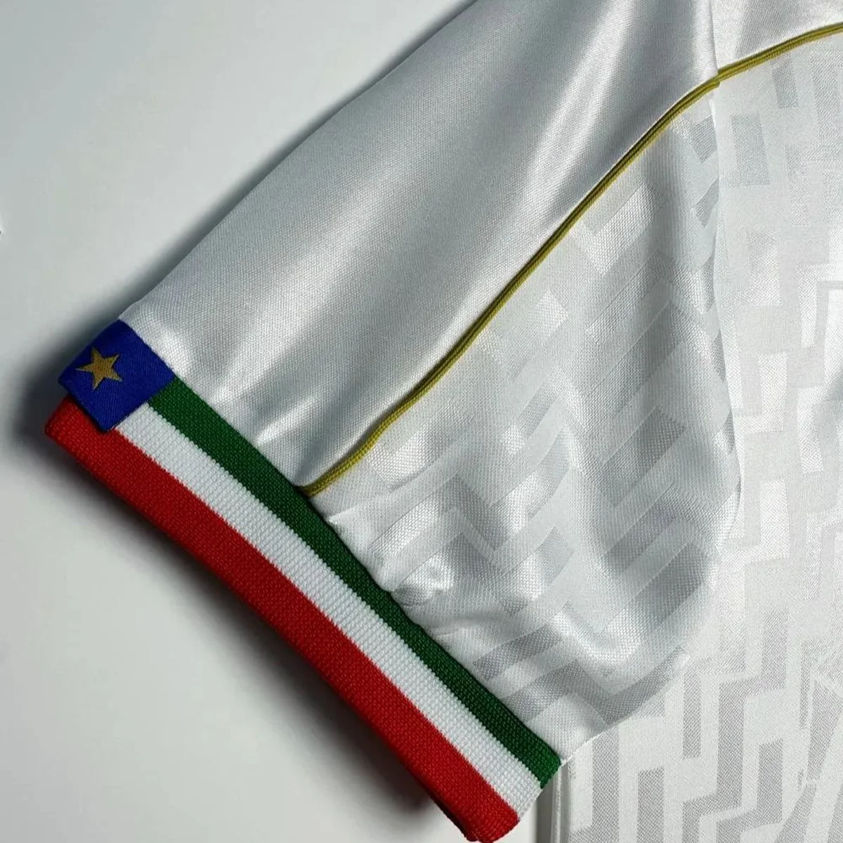Camiseta Italia 1995 – detalle 1