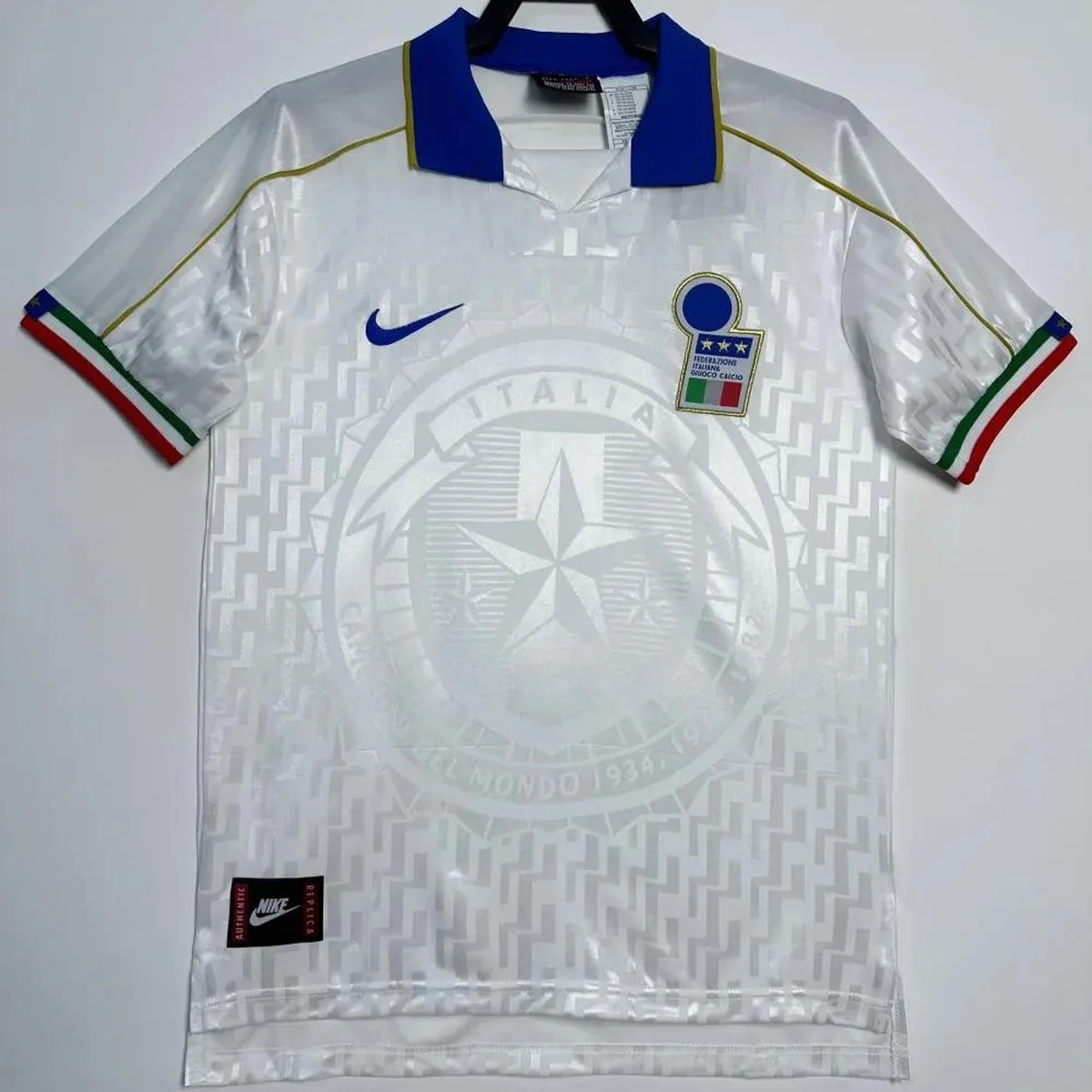 Camiseta Italia 1995 – frontal