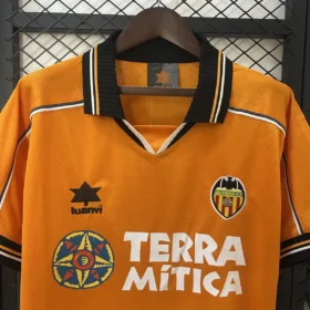 Camiseta Valencia 1999/00 Retro – Segunda Equipación — Detalle del producto