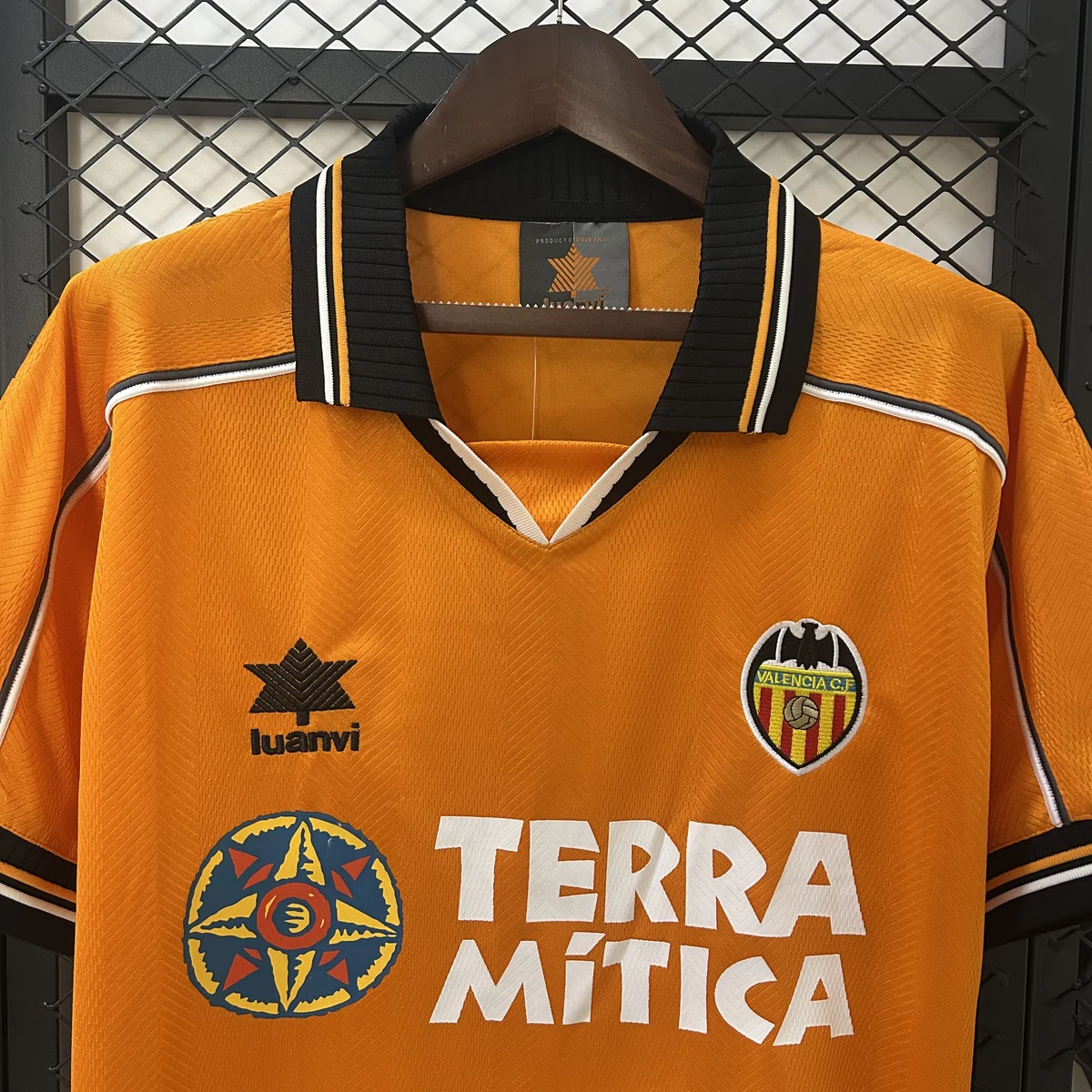 Camiseta Valencia 1999/00 – detalle 2