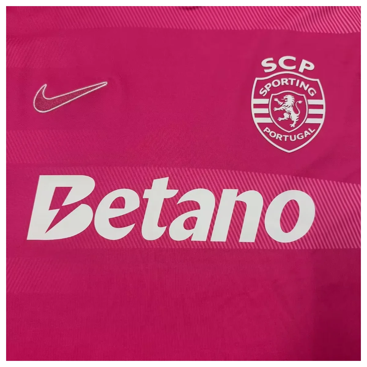 Camiseta Sporting CP Rosa 2026/27 - Vista 3