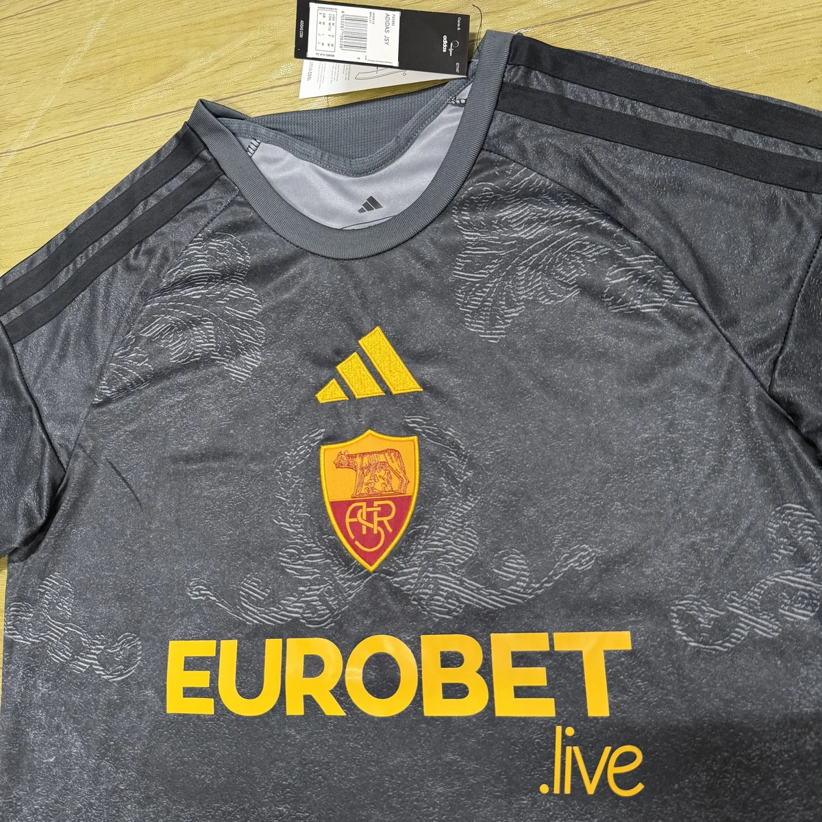 Terza Maglia Roma 2026/27 – dettaglio 1