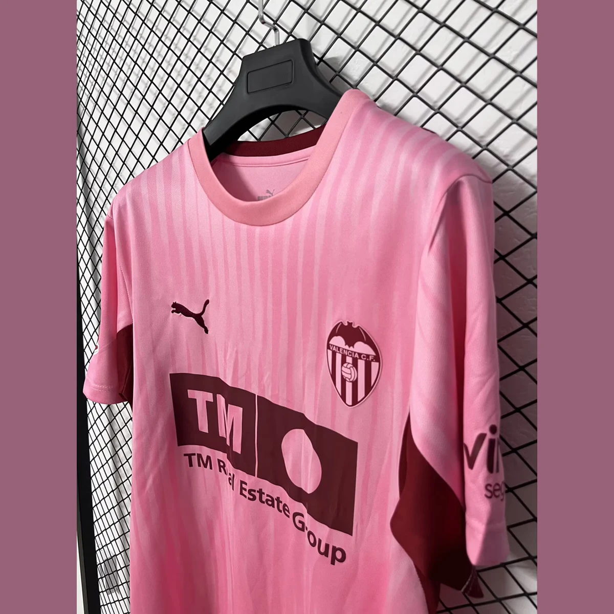Camiseta Valencia 2026/27 – detalle 2