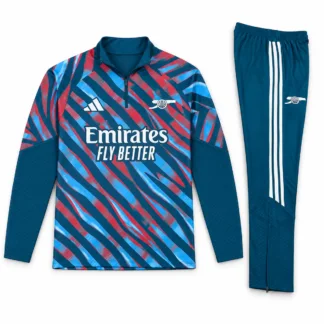 Chándal Arsenal infantil estampado 2026/27 – presentación virtual: frontal de la parte superior y pantalón frontal doblado